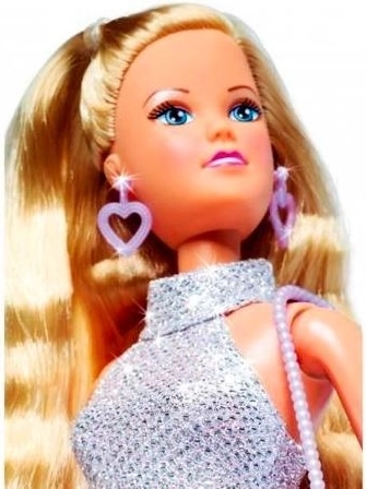 Lśniąca wieczorowa stylizacja