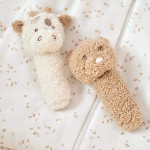 Delikatne grzechotanie dla stymulacji zmysłów