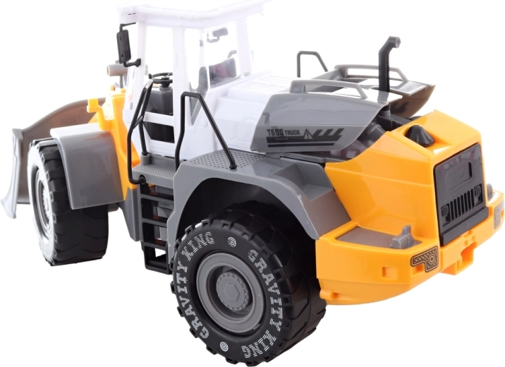 Ruchoma przednia łyżka