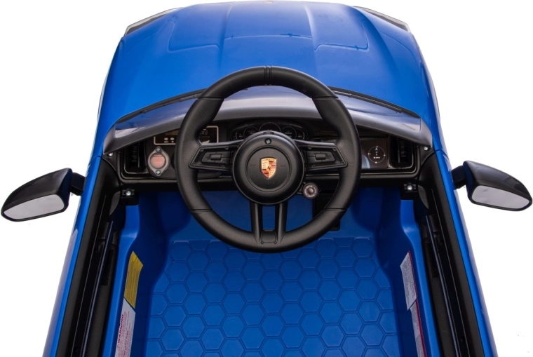 Styl PORSCHE z rozbudowanym panelem audio