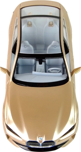 Realistyczny design i złote wykończenie