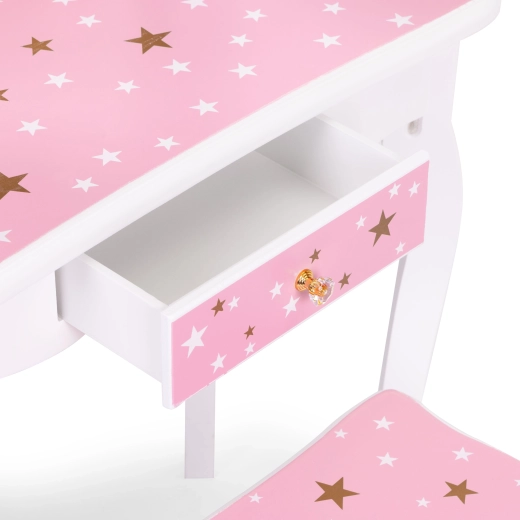 Praktyczna wysuwana szuflada