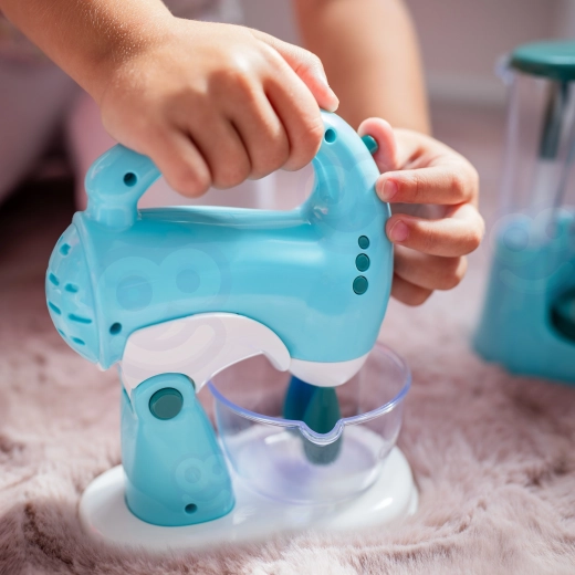 Realistyczny mikser z miską dla małych piekarzy