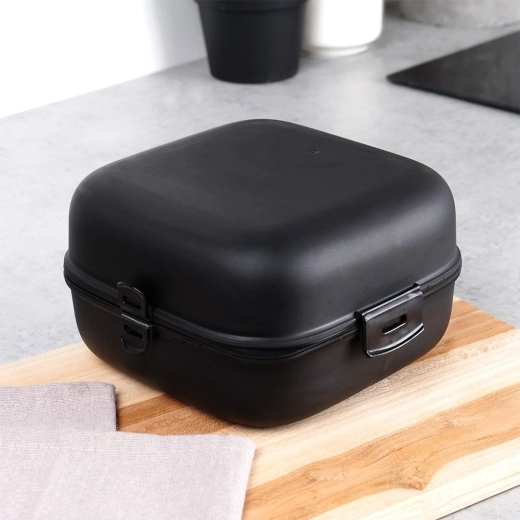 Uszczelnione pokrywki i solidne klipsy