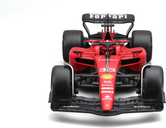 skala 1:24 z obracającymi się kołami