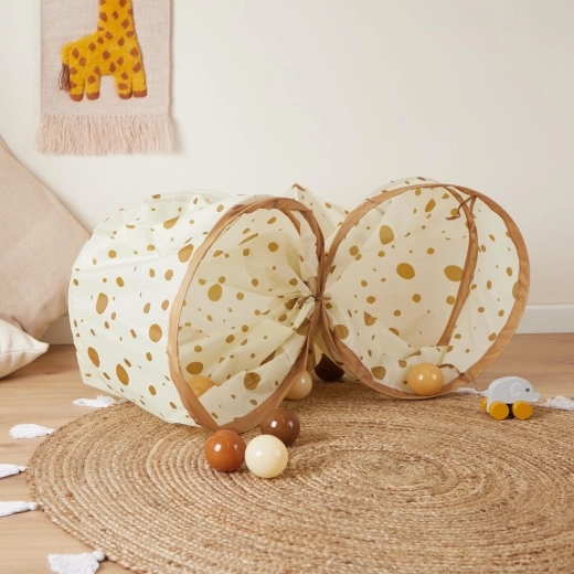 Wytrzymały materiał i delikatny design