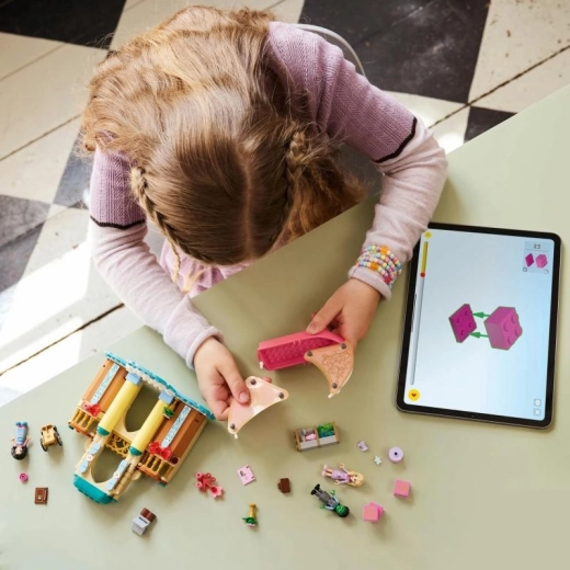 Cyfrowe wsparcie i interaktywna zabawa