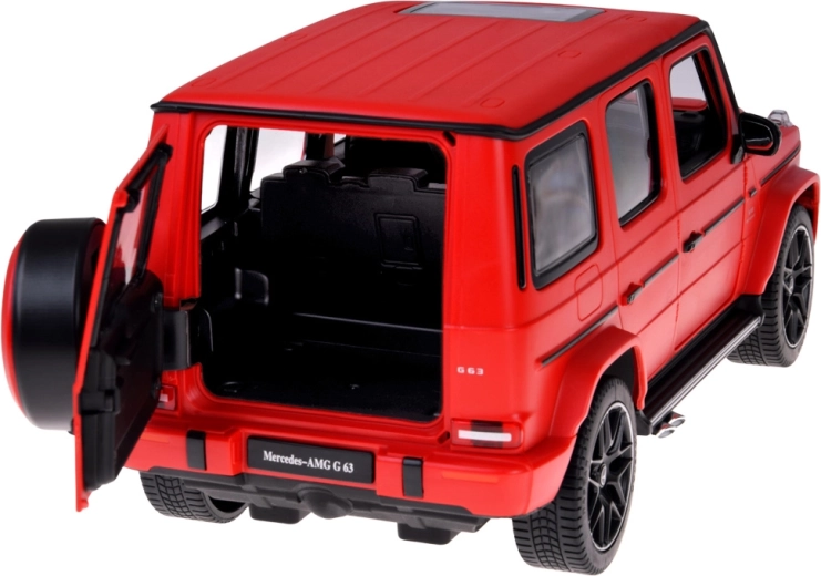 Realistyczny design i otwierane elementy