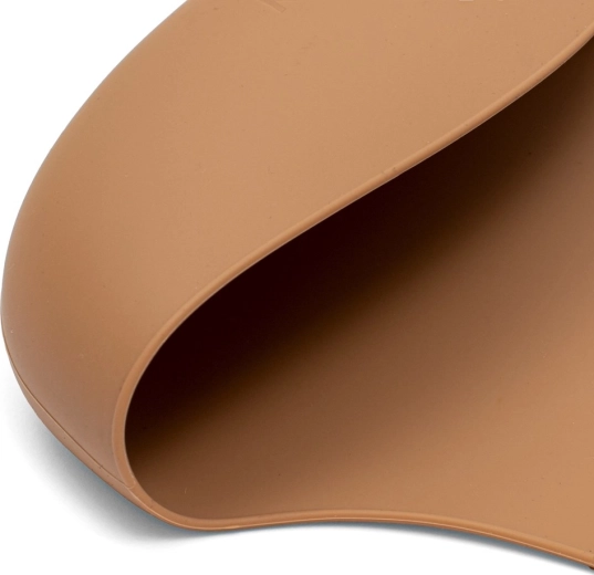 Głęboka kieszeń dla czystszego karmienia