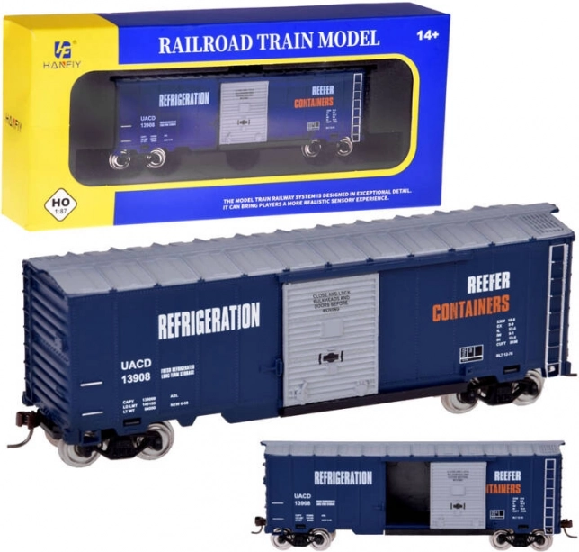 Modelowy wagon chłodni H0 1:87 z pudłem i przesuwnymi drzwiami