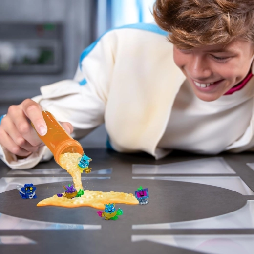 Musujący proces ujawniania z probówką