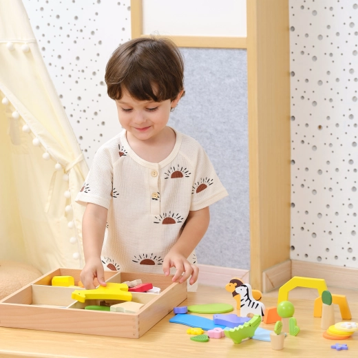 Praktyczne drewniane pudełko z przegródkami