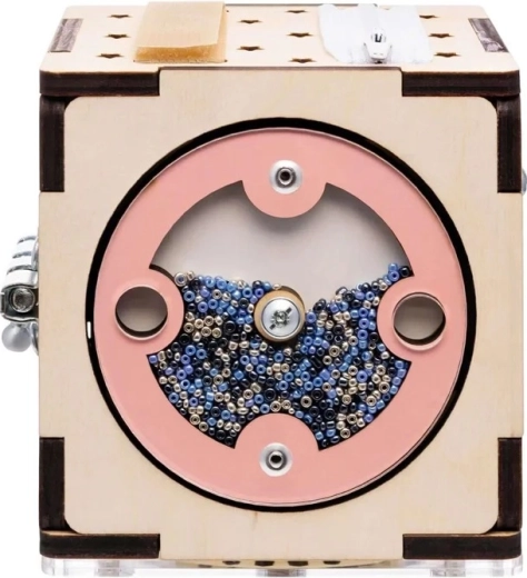 Okienko sensoryczne z koralikami