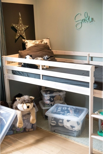 Porządek w pokoju dziecięcym i sypialni