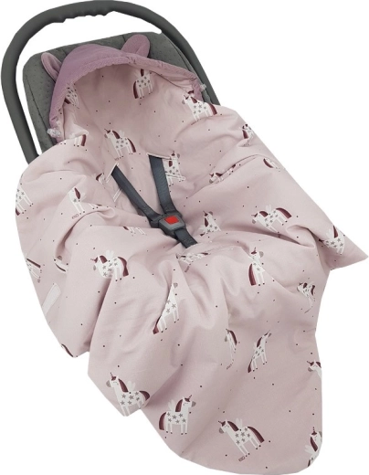 Bezpieczne mocowanie w foteliku bez rozpinania pasów