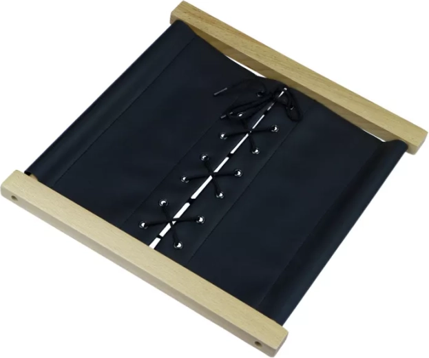 Ramka do zapinania – wiązanie sznurowadeł (Montessori)