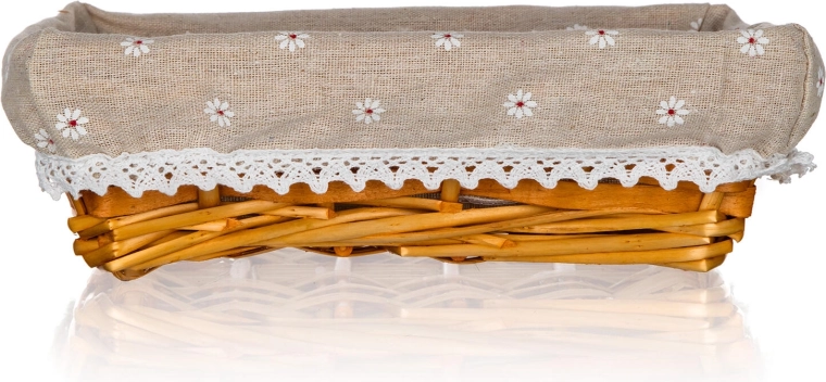 Solidna wiklinowa konstrukcja do codziennego użytku