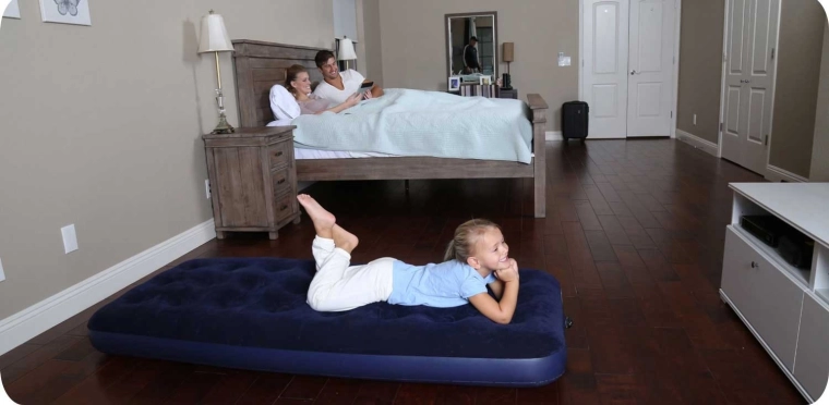 Szybkie pompowanie dzięki pompce tłokowej