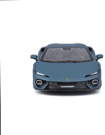 Detaliczne wnętrze i realistyczne reflektory