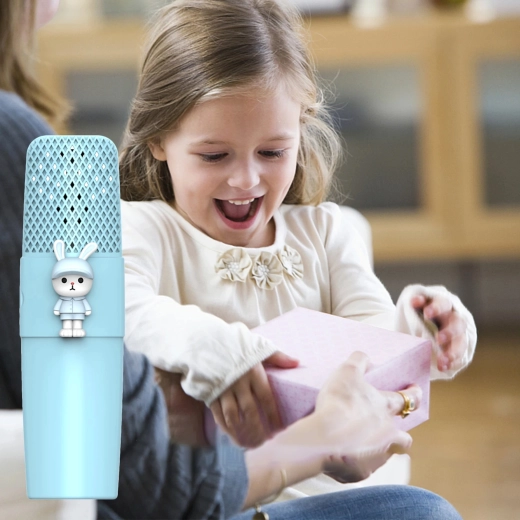 Lekki dziecięcy design z króliczkiem