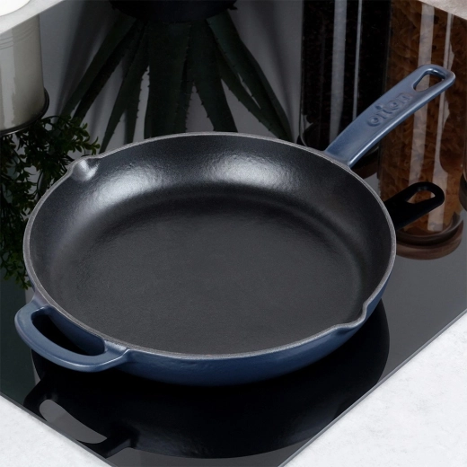 Emaliowana powierzchnia dla łatwego czyszczenia