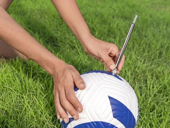 Zintegrowany manometr do precyzyjnego ciśnienia