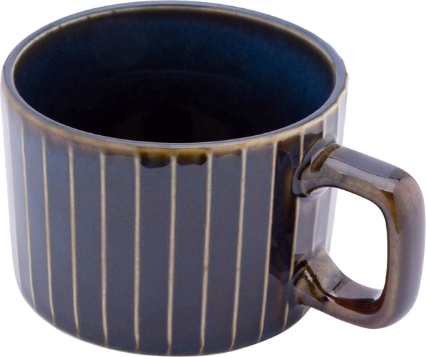 Praktyczna pojemność 220 ml do codziennej kawy i herbaty
