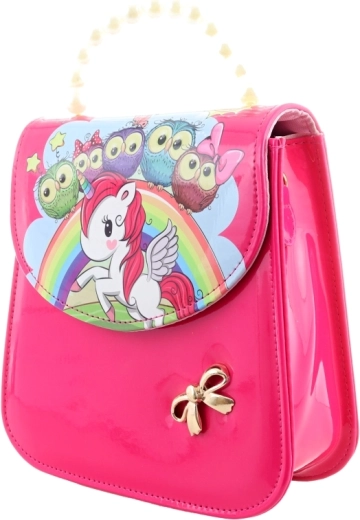 Praktyczna, pojemna kieszeń