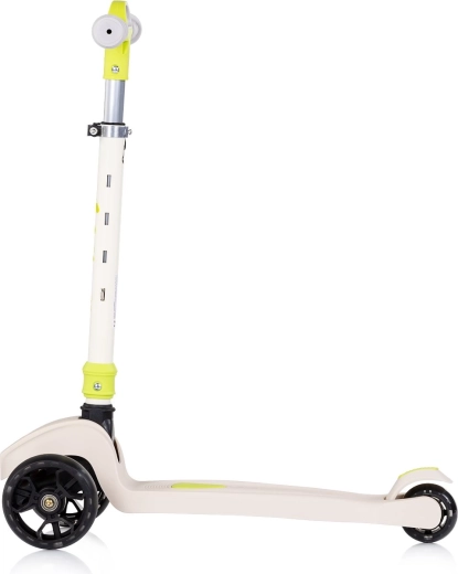 Stabilna trzykołowa konstrukcja ułatwiająca naukę