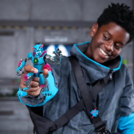 Ponad 20 przegubów do dynamicznych póz