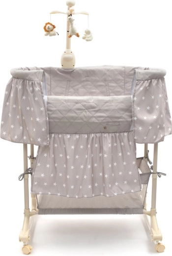 Przestrzeń do przechowywania i oddychające materiały