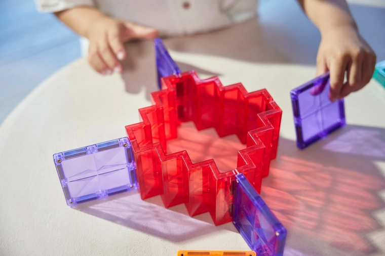 Mocne połączenie magnetyczne i stabilne kształty 3D
