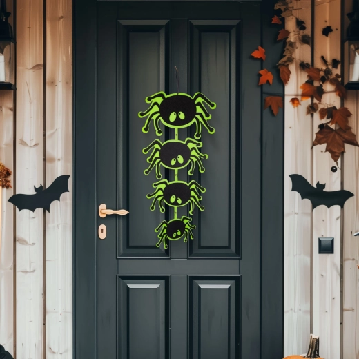 Wisząca halloweenowa dekoracja pająk z filcu