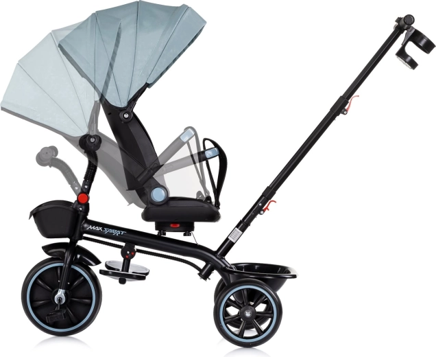 Daszek z osłoną przeciwsłoneczną i praktyczne wyposażenie