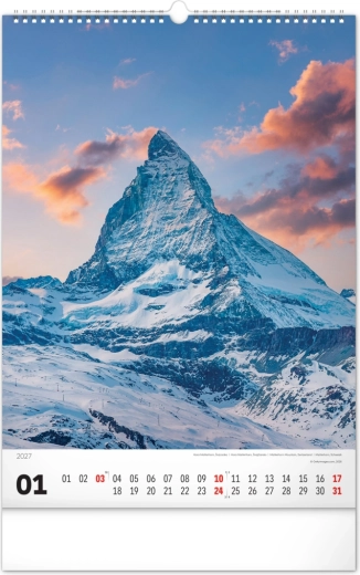 Wielkoformatowe fotografie na każdy miesiąc