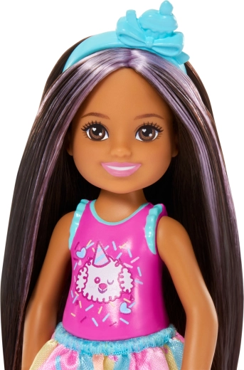 Uroczy strój i łatwe przebieranie