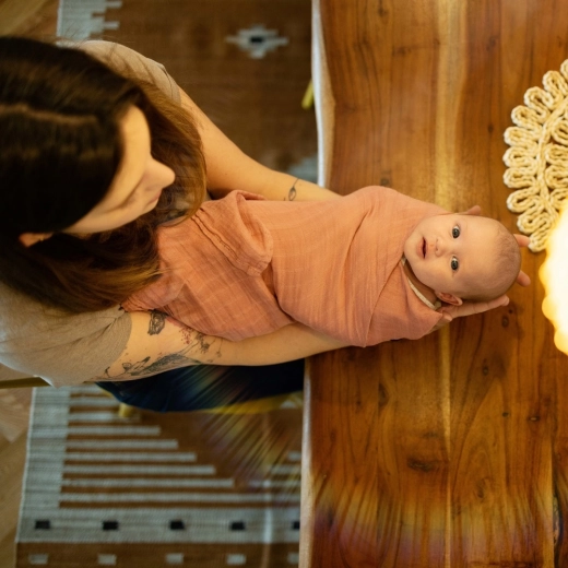 Hojny rozmiar dla łatwego otulania