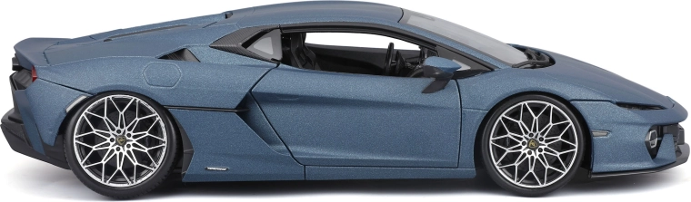 Precyzyjne koła i matowe niebieskie lakierowanie