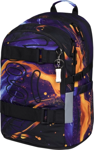 Sprytna organizacja z kieszenią na laptop 15"