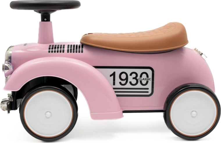 Praktyczny schowek pod siedzeniem