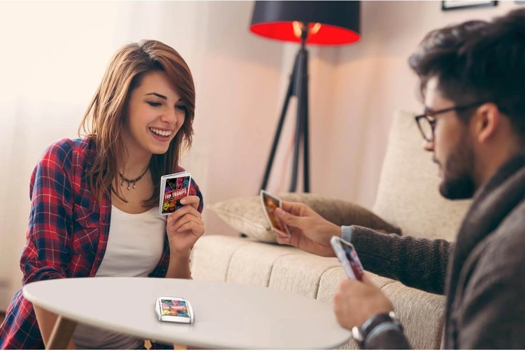 Kompaktowe etui w podróż