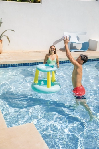 Stabilna pływająca konstrukcja