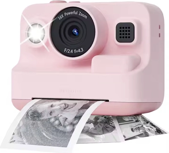 Czytelny wyświetlacz 2,4" i zoom 16×