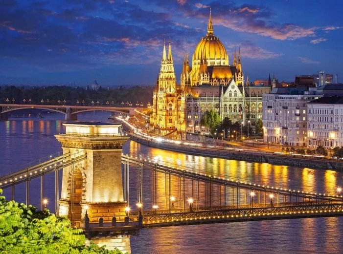 Puzzle 2000 elementów – Budapeszt o zmierzchu