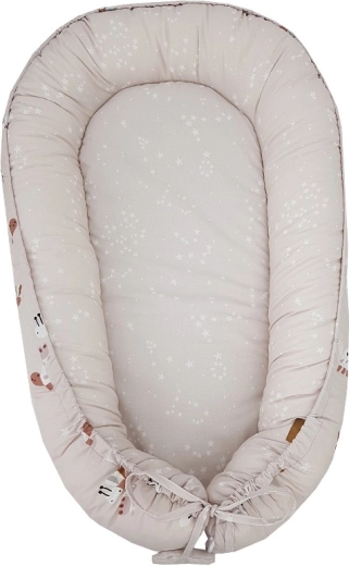 Wysokie, miękko wyściełane brzegi dla większego poczucia bezpieczeństwa