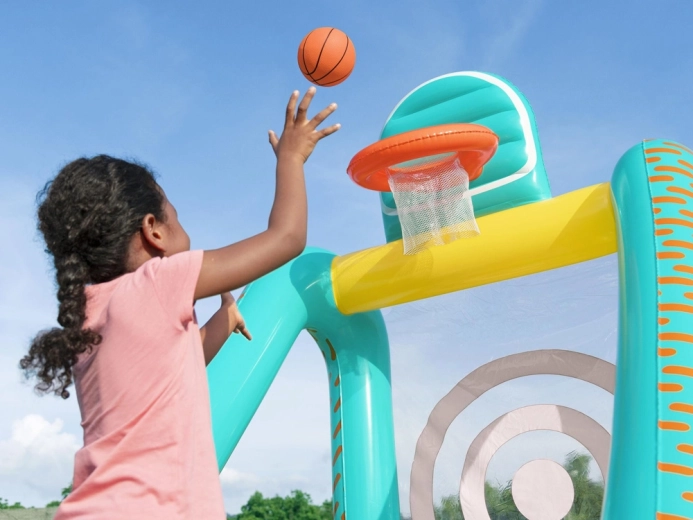 Stabilna i bezpieczna dmuchana konstrukcja