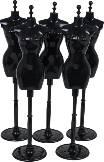 5 manekinów i lalka do przymierzania modeli