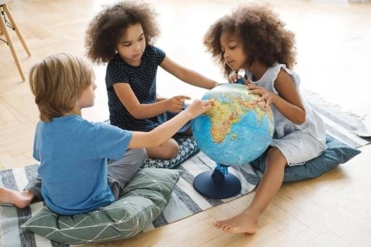 Nocna Ziemia LED dla efektownej prezentacji