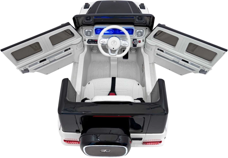 Komfortowe wnętrze z ekoskórą i pasami