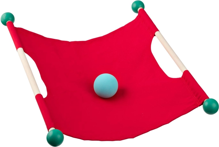 Rozwija koordynację i motorykę dużą